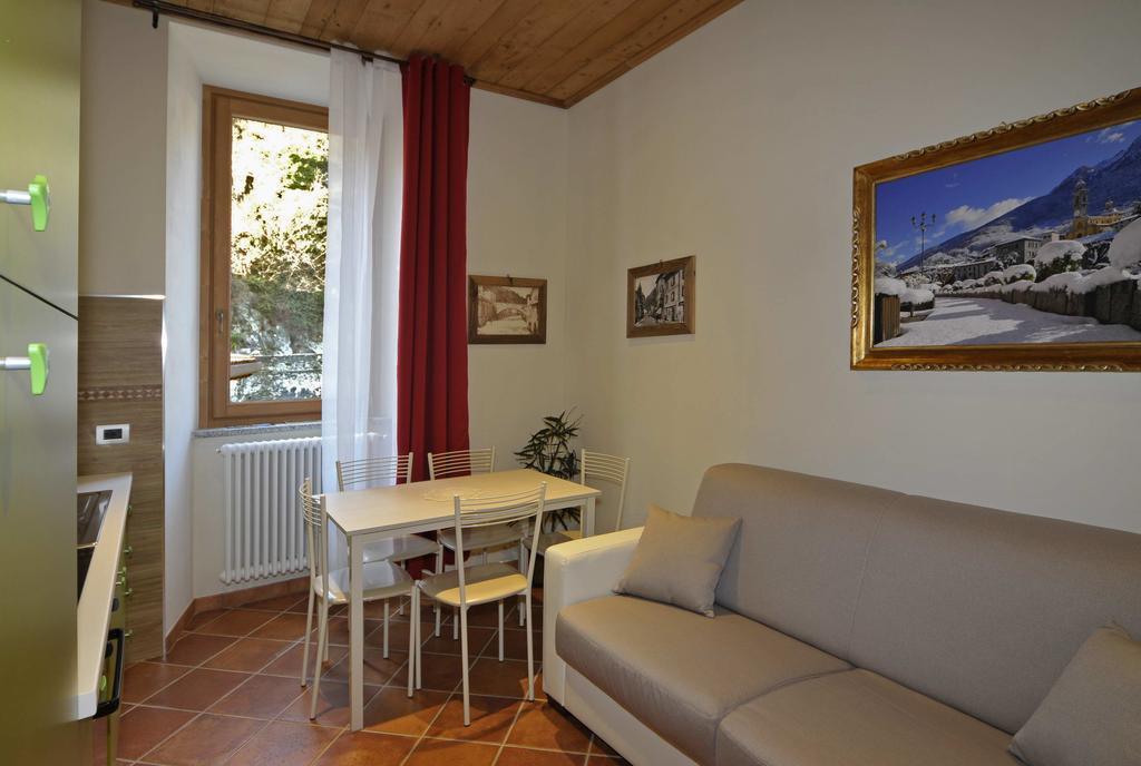 Appartamenti Remondi Edolo Esterno foto