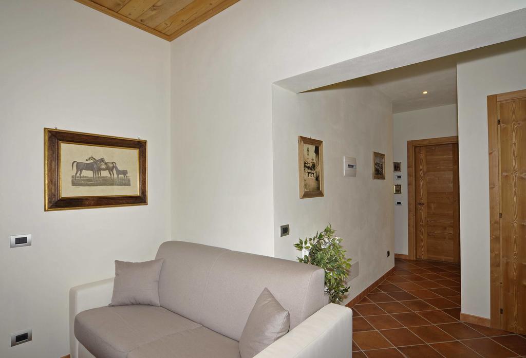 Appartamenti Remondi Edolo Esterno foto